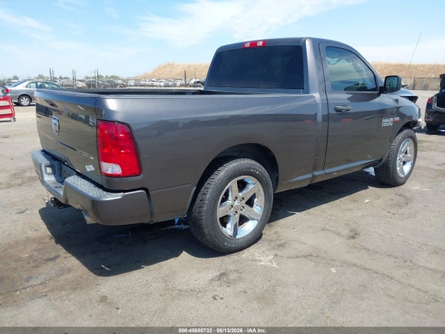 3C6JR6AT4GG112075 RAM 1500 Express