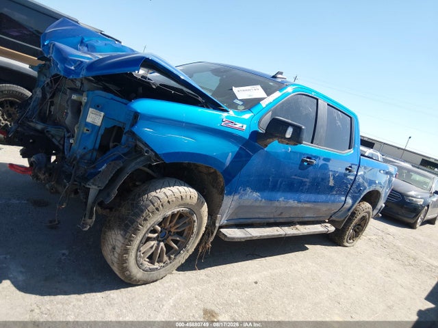 Продажа на аукционе авто 2022 Chevrolet Silverado 1500 4wd  Short Bed Lt Trail Boss, vin: 3GCUDFEDXNG623326, номер лота: 45880749