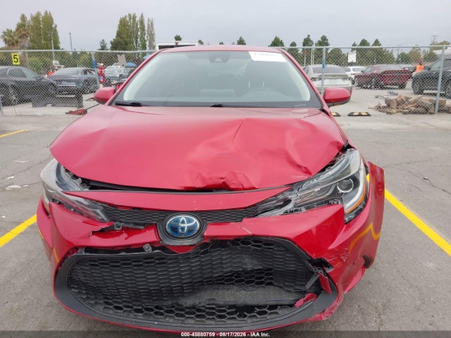 Toyota Corolla Hybrid Le 2021 JTDEAMDEXMJ014021 Image 12