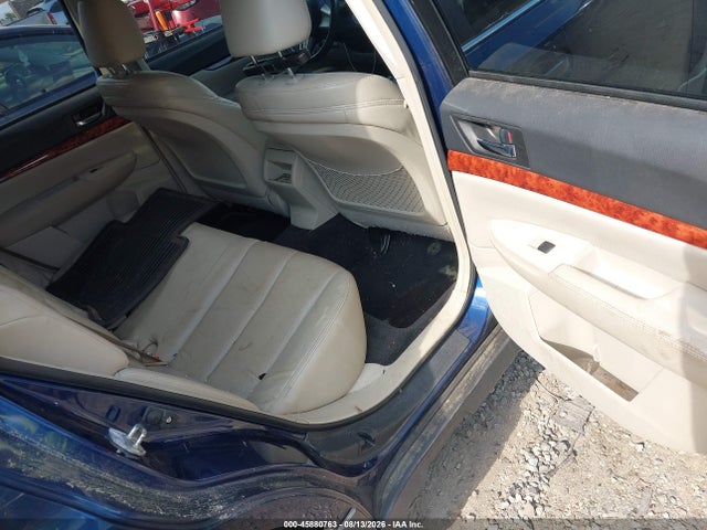 45880763 :رقم المزاد ، 4S4BRBKC3A3312584 vin ، 2010 Subaru Outback 2.5i Limited مزاد بيع