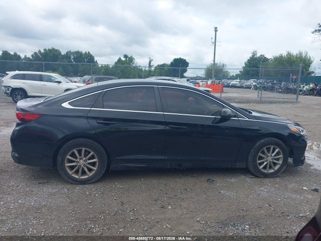 45880772 :رقم المزاد ، 5NPE24AF0JH617655 vin ، 2018 Hyundai Sonata Se مزاد بيع