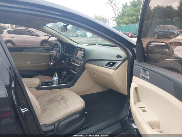45880772 :رقم المزاد ، 5NPE24AF0JH617655 vin ، 2018 Hyundai Sonata Se مزاد بيع