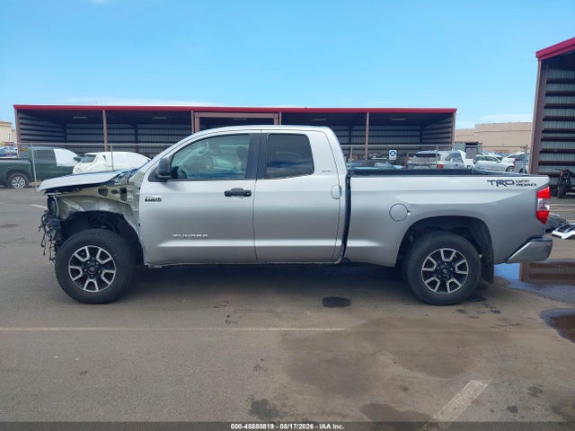 5TFRY5F17FX188867 Toyota Tundra Sr 5.7l V8