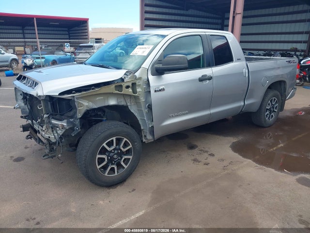 5TFRY5F17FX188867 Toyota Tundra Sr 5.7l V8