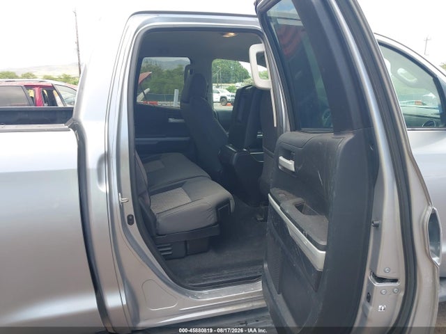 5TFRY5F17FX188867 Toyota Tundra Sr 5.7l V8