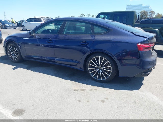 2022 Audi A5 Sportback Premium Plus 40 Tfsi Quattro S Tronic მანქანა იყიდება აუქციონზე, vin: WAUCBCF54NA003588, აუქციონის ნომერი: 45880834