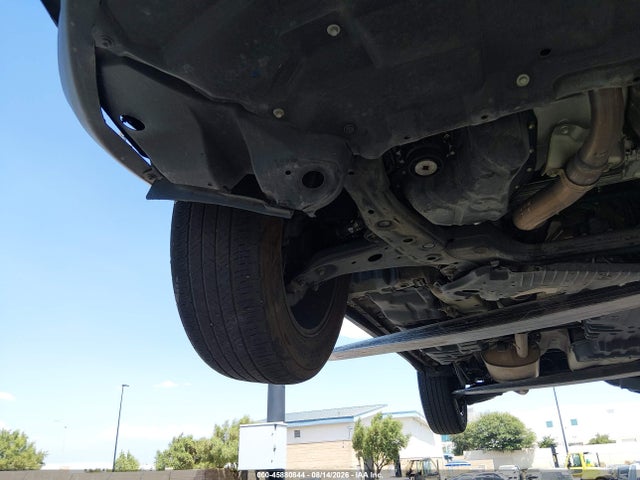 5TDKZRFH2JS531487 Toyota Highlander Xle
