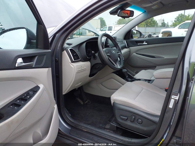 45880850 :رقم المزاد ، KM8J3CA4XKU053973 vin ، 2019 Hyundai Tucson Value مزاد بيع