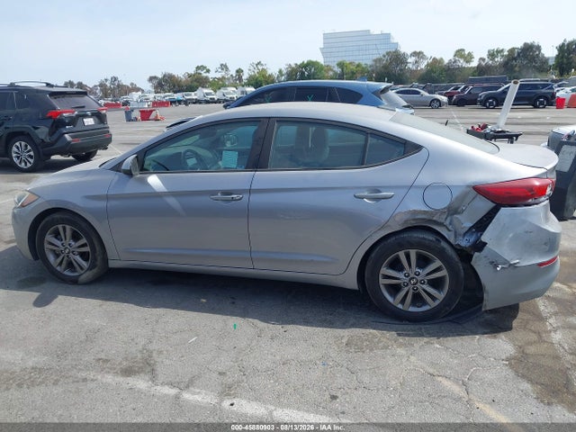 5NPD84LF4HH080516 Hyundai ELANTRA SE