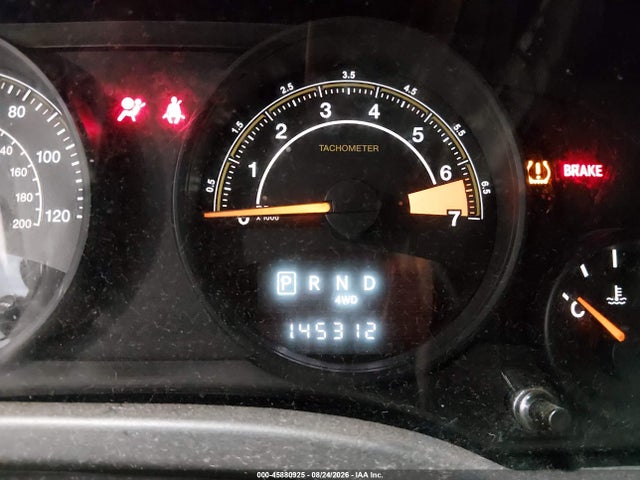 45880925 :رقم المزاد ، 1C4NJDBB4GD556632 vin ، 2016 Jeep Compass Sport مزاد بيع