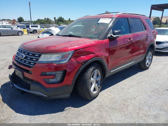 Ford EXPLORER XLT 2017 1FM5K8D83HGB92141 Image 2