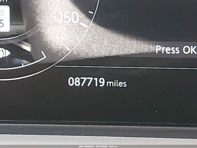Auction sale of the 2018 Land Rover Range Rover Velar P250 S, vin: SALYB2RX1JA777672, lot number: 45880932