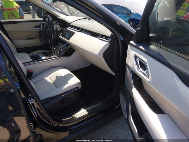 Auction sale of the 2018 Land Rover Range Rover Velar P250 S, vin: SALYB2RX1JA777672, lot number: 45880932