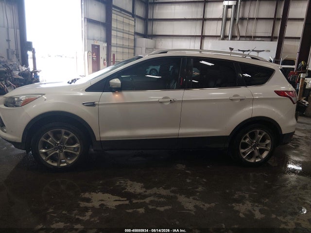 1FMCU9J93EUB70898 Ford Escape Titanium