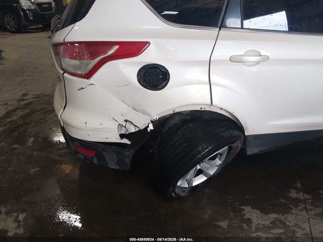 1FMCU9J93EUB70898 Ford Escape Titanium