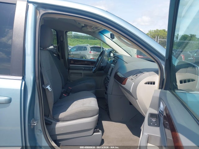 Продаж на аукціоні авто 2010 Chrysler Town & Country Touring, vin: 2A4RR5D18AR466581, номер лоту: 45880939