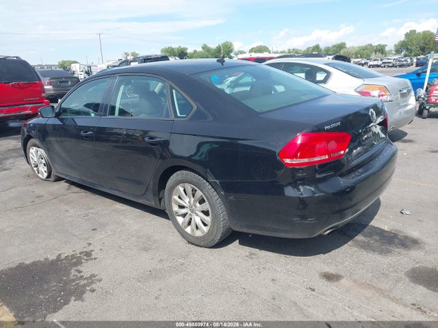2013 Volkswagen Passat 2.5l S მანქანა იყიდება აუქციონზე, vin: 1VWAP7A33DC073138, აუქციონის ნომერი: 45880974