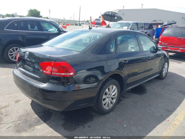 2013 Volkswagen Passat 2.5l S მანქანა იყიდება აუქციონზე, vin: 1VWAP7A33DC073138, აუქციონის ნომერი: 45880974