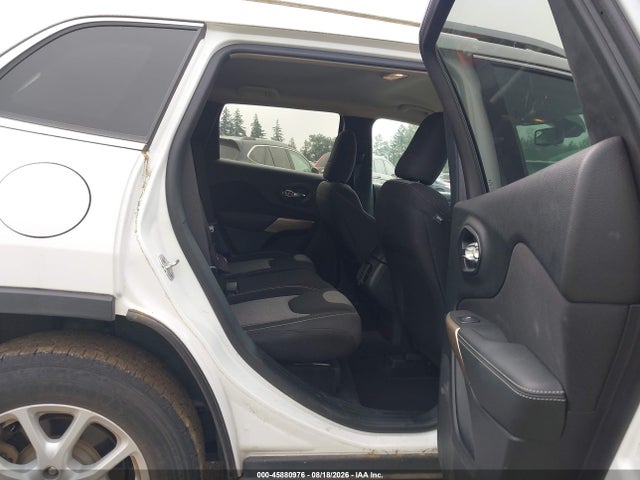 Jeep Cherokee Latitude 4x4 2018 1C4PJMCB7JD528659 Image 8