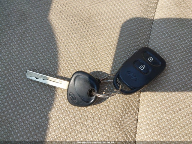 Продажа на аукционе авто 2013 Hyundai Accent Gls, vin: KMHCT4AE6DU491318, номер лота: 45881025