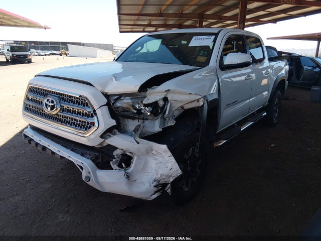 Aukcja sprzedaży 2017 Toyota Tacoma Trd Off Road, vin: 5TFCZ5AN2HX116541, numer aukcji: 45881089