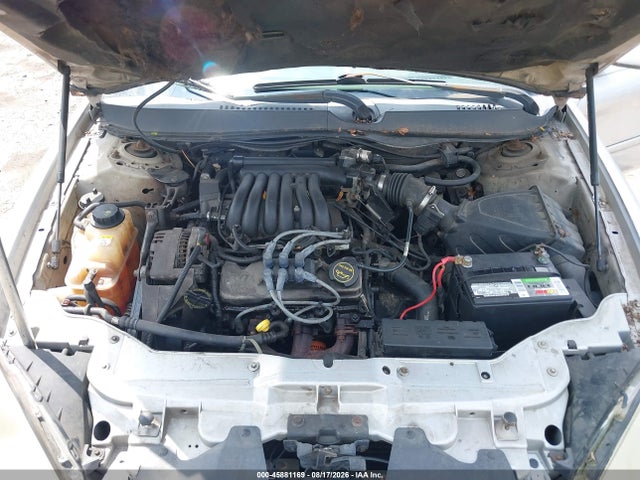 45881169 :رقم المزاد ، 1FAFP55292G261768 vin ، 2002 Ford Taurus Ses Standard مزاد بيع