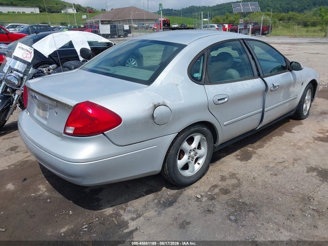 45881169 :رقم المزاد ، 1FAFP55292G261768 vin ، 2002 Ford Taurus Ses Standard مزاد بيع