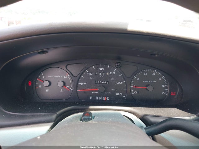 45881169 :رقم المزاد ، 1FAFP55292G261768 vin ، 2002 Ford Taurus Ses Standard مزاد بيع