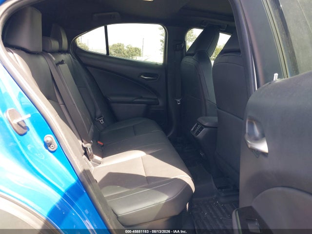 Lexus UX 250H 2023 JTHX6JBH5P2147160 Image 8