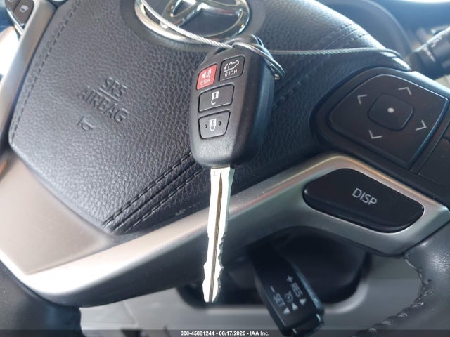 5TDZKRFH3GS169133 Toyota Highlander Le Plus V6