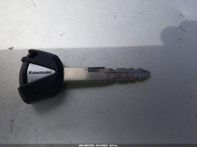 2023 Kawasaki Zr900 R მანქანა იყიდება აუქციონზე, vin: JKAZR2C17PA072275, აუქციონის ნომერი: 45881259