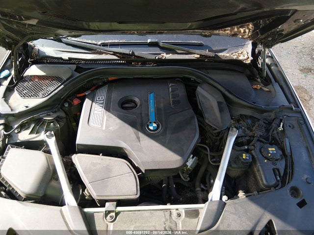 45881292 :رقم المزاد ، WBAJA9C02LCD44059 vin ، 2020 Bmw 5 Series 530e Iperformance مزاد بيع