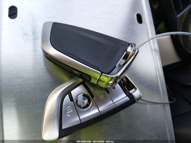 45881292 :رقم المزاد ، WBAJA9C02LCD44059 vin ، 2020 Bmw 5 Series 530e Iperformance مزاد بيع