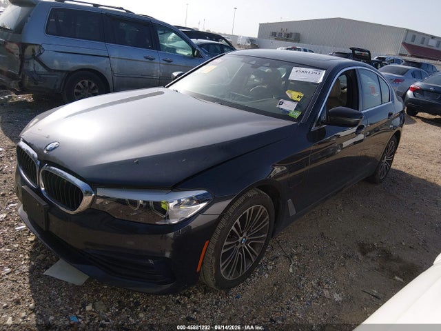 45881292 :رقم المزاد ، WBAJA9C02LCD44059 vin ، 2020 Bmw 5 Series 530e Iperformance مزاد بيع