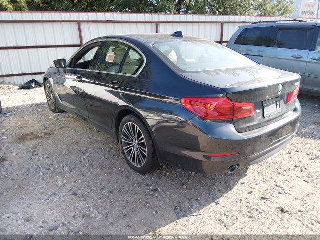 45881292 :رقم المزاد ، WBAJA9C02LCD44059 vin ، 2020 Bmw 5 Series 530e Iperformance مزاد بيع
