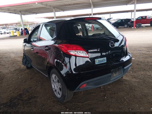 45881305 :رقم المزاد ، JM1DE1HZ6B0119377 vin ، 2011 Mazda Mazda2 Sport مزاد بيع