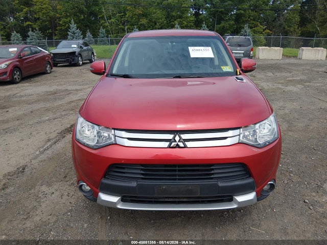 45881355 :رقم المزاد ، JA4AD3A33FZ004089 vin ، 2015 Mitsubishi Outlander Se مزاد بيع