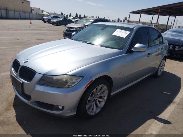 2011 Bmw 328i მანქანა იყიდება აუქციონზე, vin: WBAPH5C58BA441073, აუქციონის ნომერი: 45881390