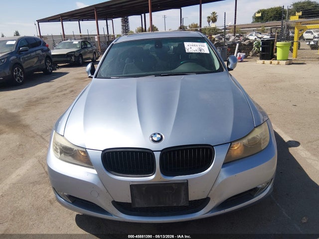 2011 Bmw 328i მანქანა იყიდება აუქციონზე, vin: WBAPH5C58BA441073, აუქციონის ნომერი: 45881390