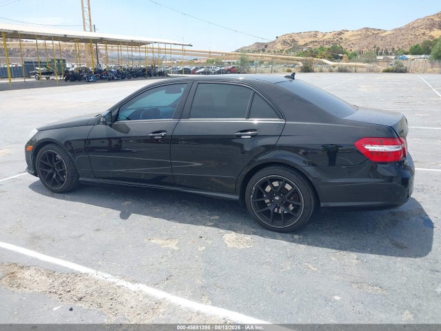 2011 Mercedes-benz E 550 მანქანა იყიდება აუქციონზე, vin: WDDHF7CB5BA278936, აუქციონის ნომერი: 45881395