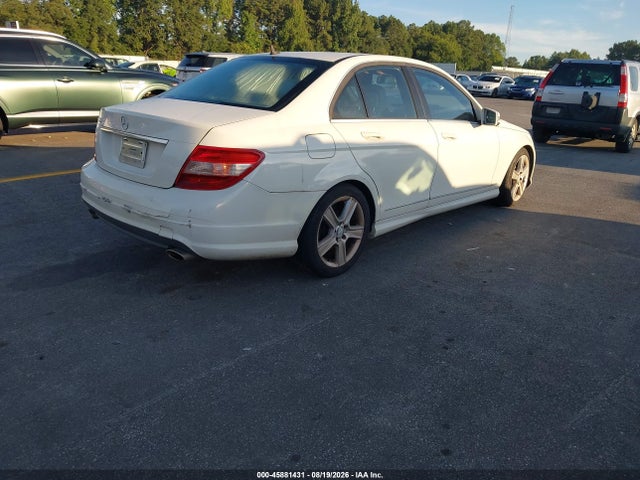 2011 Mercedes-benz C 300 Luxury/sport მანქანა იყიდება აუქციონზე, vin: WDDGF5EB5BR159797, აუქციონის ნომერი: 45881431