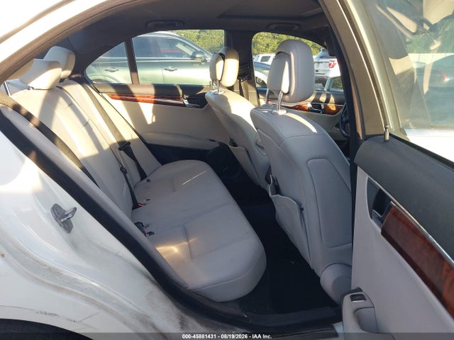 2011 Mercedes-benz C 300 Luxury/sport მანქანა იყიდება აუქციონზე, vin: WDDGF5EB5BR159797, აუქციონის ნომერი: 45881431