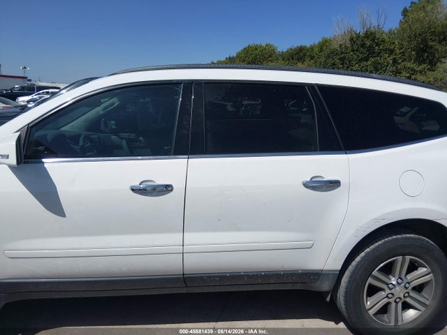 1GNKRHKD5HJ175712 Chevrolet Traverse Lt