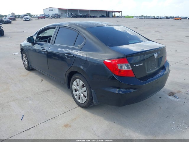 Продаж на аукціоні авто 2012 Honda Civic Lx, vin: 2HGFB2F51CH588432, номер лоту: 45881444