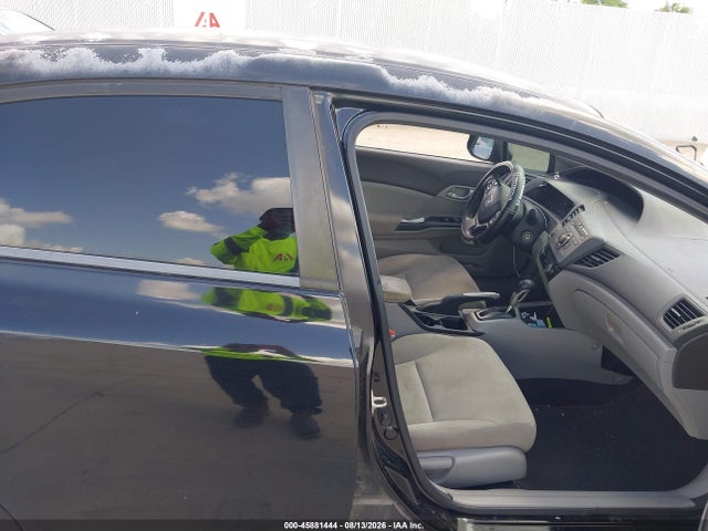 Продаж на аукціоні авто 2012 Honda Civic Lx, vin: 2HGFB2F51CH588432, номер лоту: 45881444