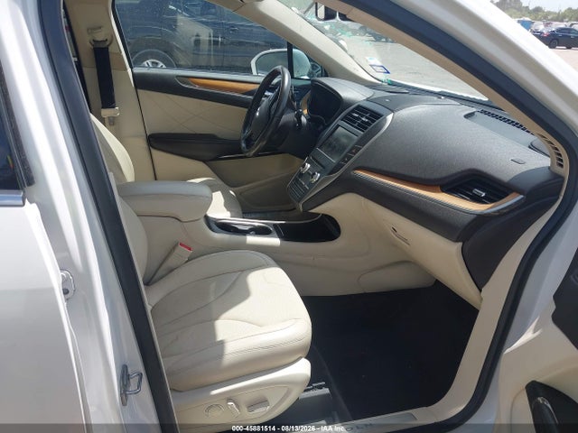 2015 Lincoln Mkc მანქანა იყიდება აუქციონზე, vin: 5LMTJ2AH1FUJ30924, აუქციონის ნომერი: 45881514
