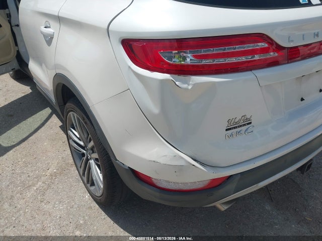 2015 Lincoln Mkc მანქანა იყიდება აუქციონზე, vin: 5LMTJ2AH1FUJ30924, აუქციონის ნომერი: 45881514