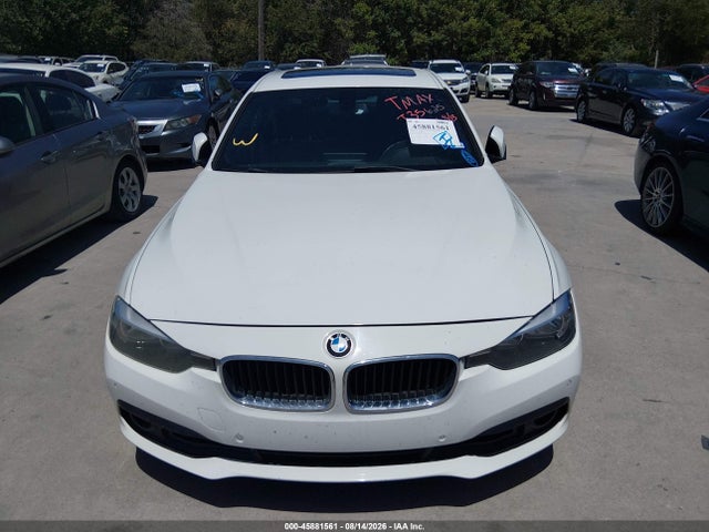 Aukcja sprzedaży 2016 Bmw 320i, vin: WBA8E1G56GNT35625, numer aukcji: 45881561