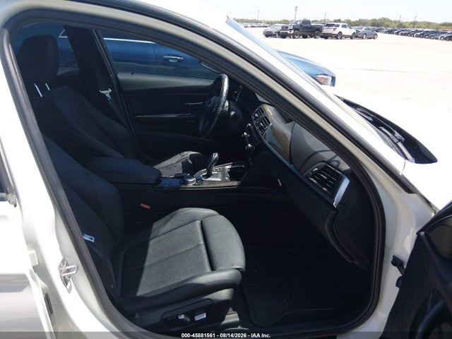 Aukcja sprzedaży 2016 Bmw 320i, vin: WBA8E1G56GNT35625, numer aukcji: 45881561