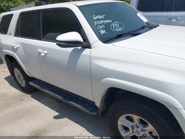 Toyota 4runner Sr5 Premium 2019 JTEZU5JR6K5199563 Image 13